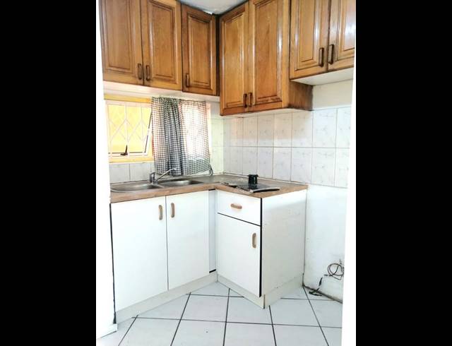 2 BEDROOM PROPERTY TO RENT IN MORNINGSIDE